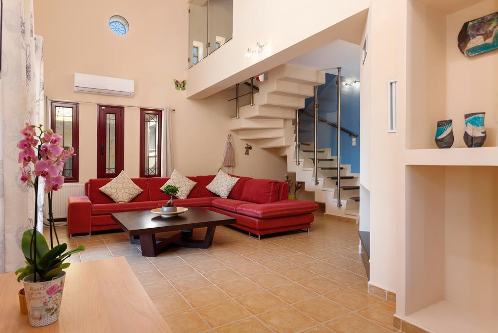 Evalexia Villa - Luxury Villa With Private Pool Near Laganas Perfect For Groups By Villa Mana Gers Kalamákion المظهر الخارجي الصورة