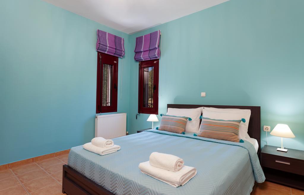 Evalexia Villa - Luxury Villa With Private Pool Near Laganas Perfect For Groups By Villa Mana Gers Kalamákion المظهر الخارجي الصورة